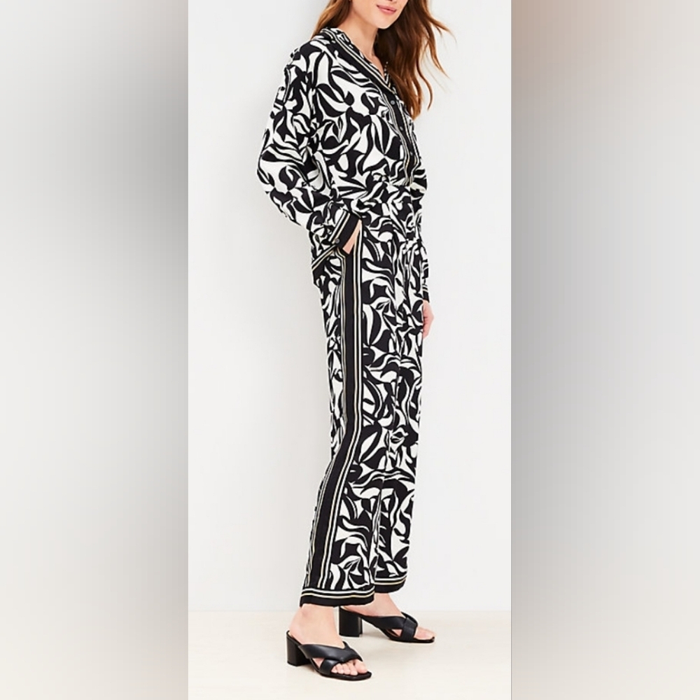 NWT LOFT swirl print set. Size L/XL